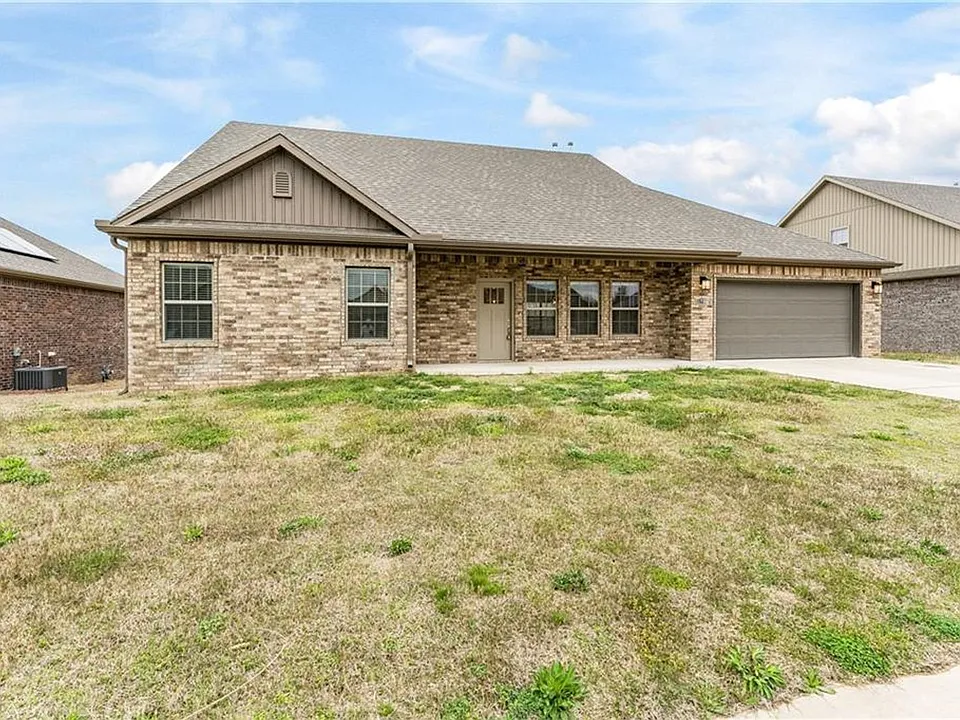 582 Quartz Way