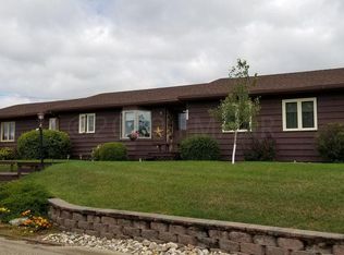 711 Prospect St, Lisbon, ND 58054