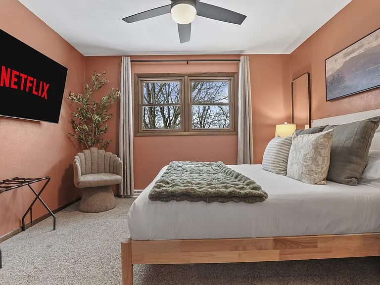 900 Woodview Dr — Photo 51