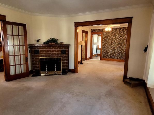 124 Myrtle St, Girard, PA 16417