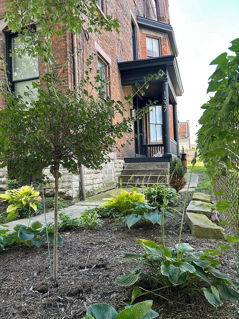 1337 Scott St. — Photo 1