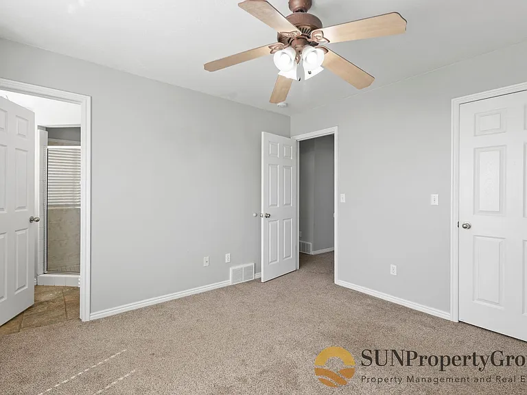 5458 S 4250 W — Photo 16