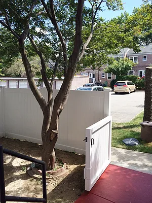 Sold by Prime Realty | media 19