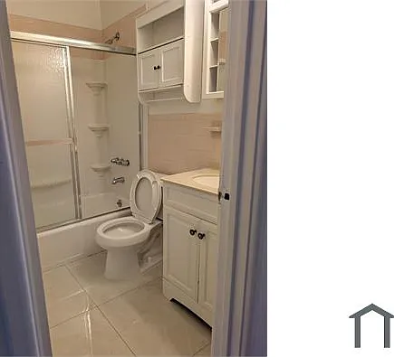 398 Courtland Ave — Photo 2