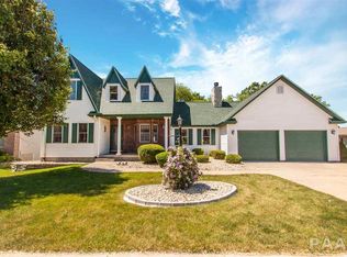 202 W Hillside Ct, Dunlap, IL 61525