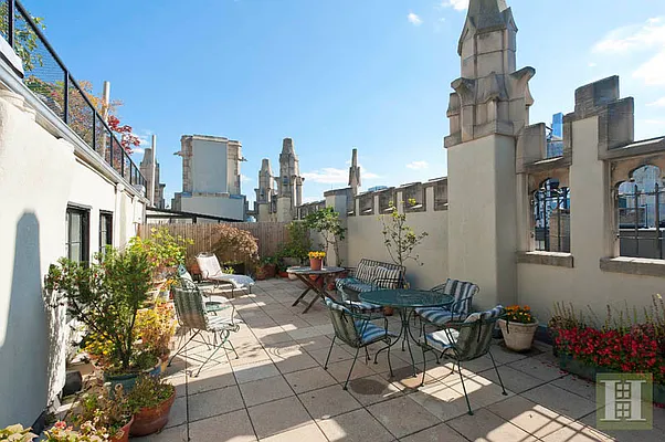 Sold by Halstead Real Estate | media 2