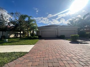 1814 Alameda Dr, Naples, FL 34120