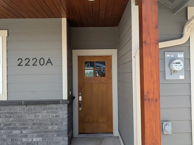 2220 Berryman Loop — Photo 5