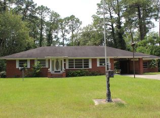 677 White Oak St, Jesup, GA 31545
