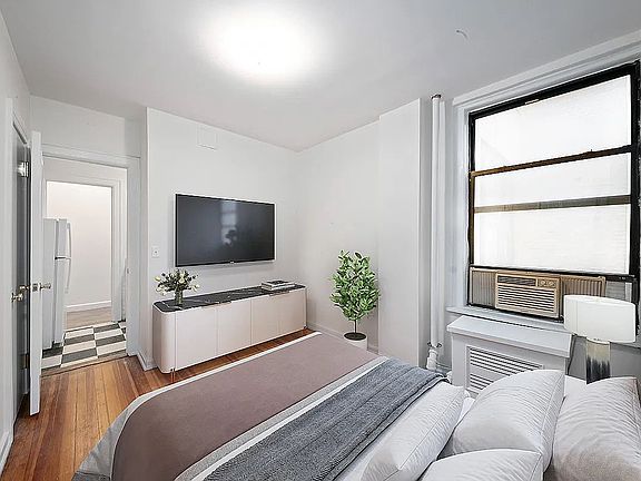 5th image of 500 W End Ave APT 8L