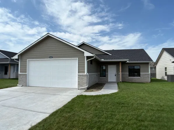 8980 E Forbes Ct, Wichita, KS 67220