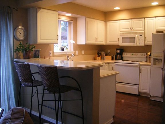 4th image of 11625 NE 90th St