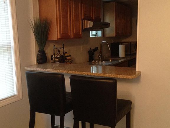 3rd image of 51 Blaine Ave #1