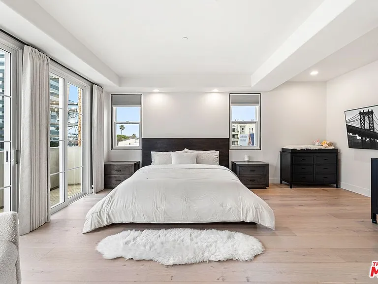 1182 Wellesley Ave #401 — Photo 37