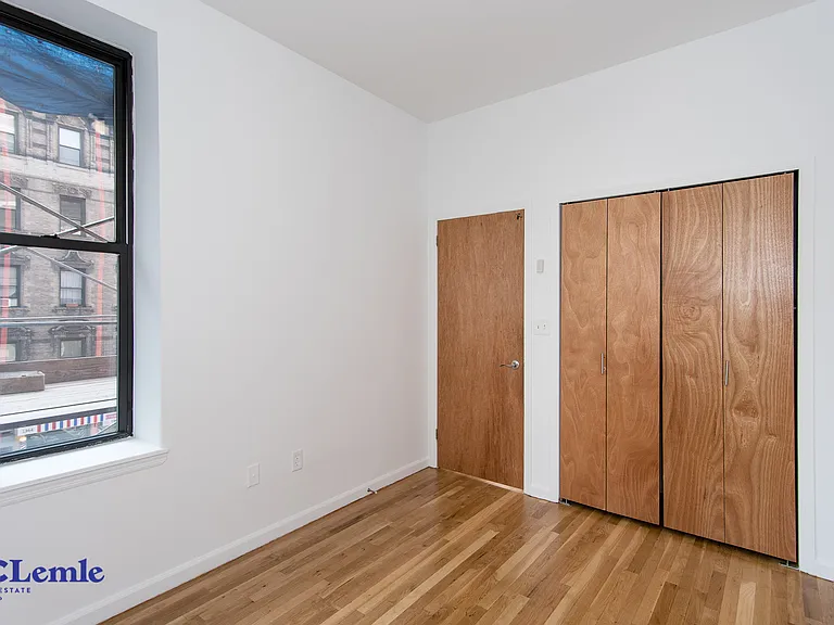 1361 Lexington Ave #2FW — Photo 10