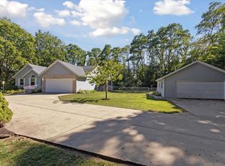 12723 Ventura Blvd, Machesney Park, IL 61115