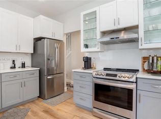 675 Falling Water Rd, Weston, FL 33326