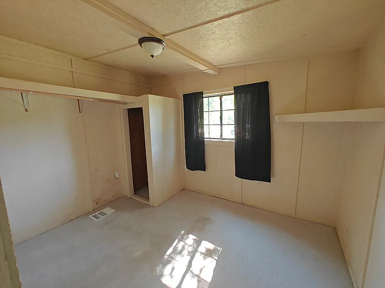 309 W Sherman St — Photo 11