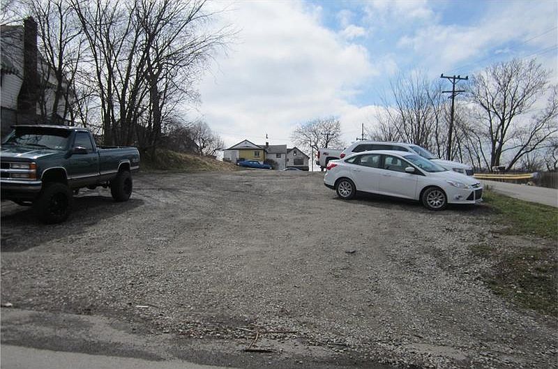 1st image of 240 Caldwell Ave