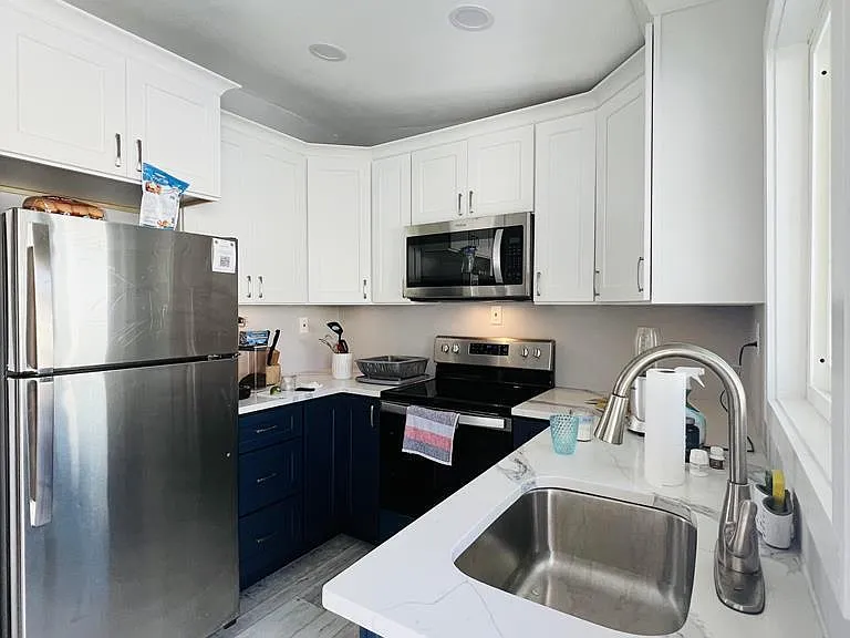 1704 Boulevard — Photo 4