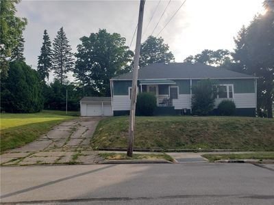 4250 Conrad Rd, Erie, PA, 16510