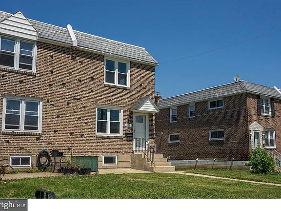 2nd image of 301 Spruce St