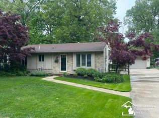 1126 Feltis Rd, Temperance, MI 48182