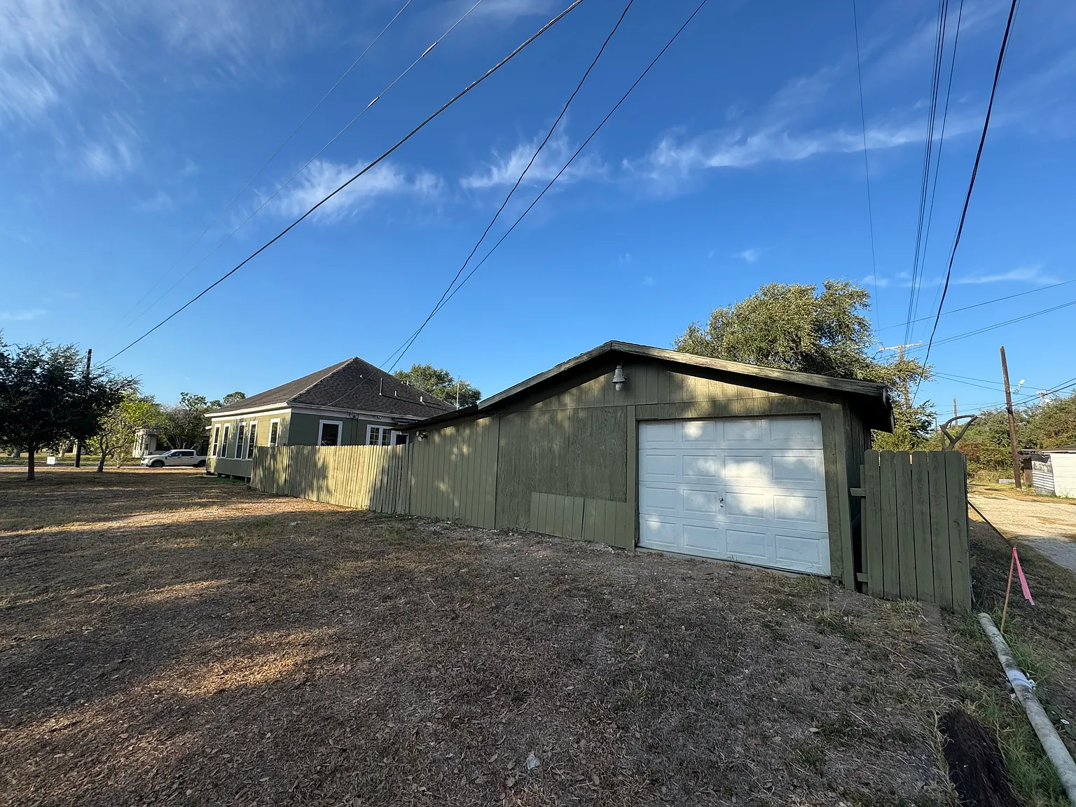 2 bed, 1710 sqft, $1,800 — Photo 3