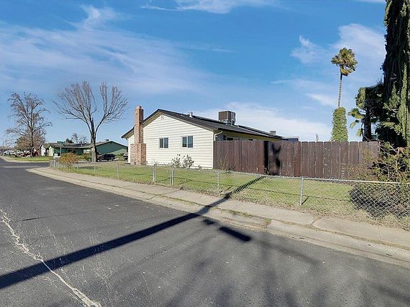 5th image of 4336 Lever Avenue