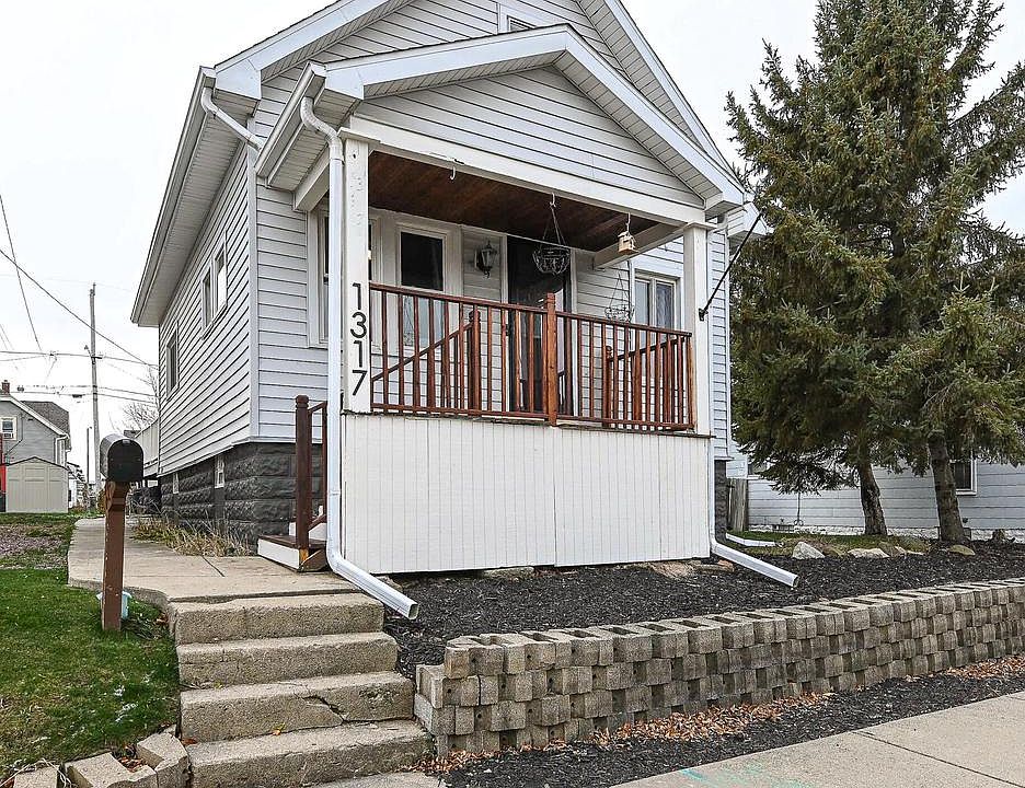 1st image of 1317 Manitoba AVENUE