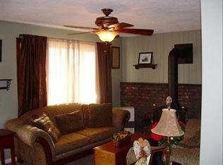 8093 Mountain View Dr, Northampton, PA 18067