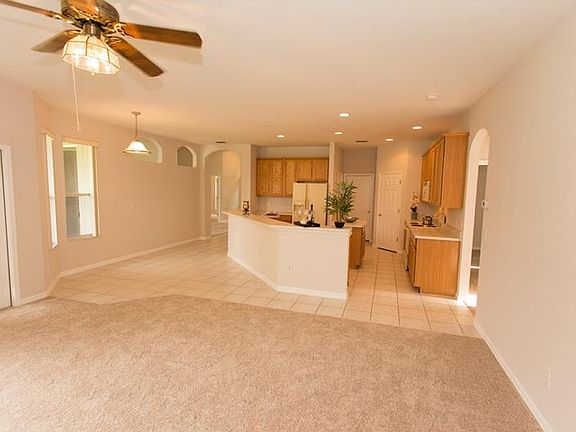 4th image of 8639 Tara Oaks Ct