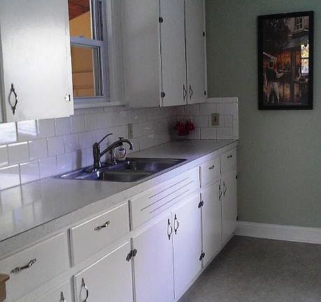 5th image of 379 Ido Ave