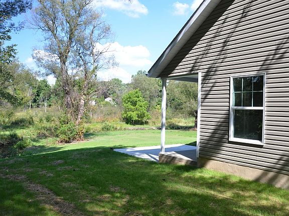 left side from pine trees