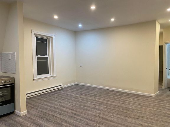 3rd image of 5300 Wayne Ave Unit 3