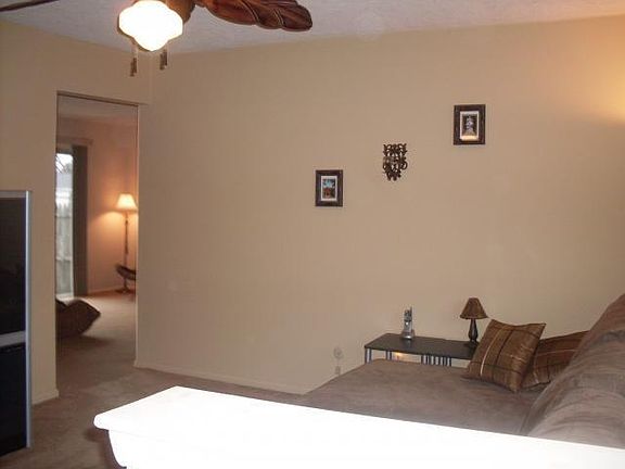 3rd image of 11102 Sedlak Ln