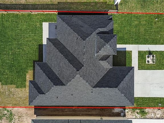 2nd image of 521 Demi St