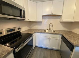 2241 Brownstone Ln APT 3, Spring Grove, PA 17362