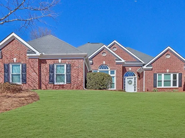 1040 Lewis Ridge Cir, Lawrenceville, GA 30045