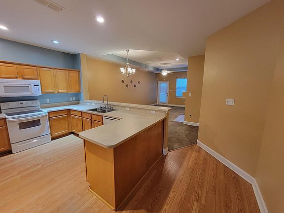 5th image of 5504 Hampton Woods Way
