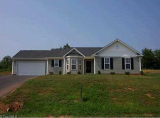 6721 Terrence Knoll Rd, Belews Creek, SC 29009