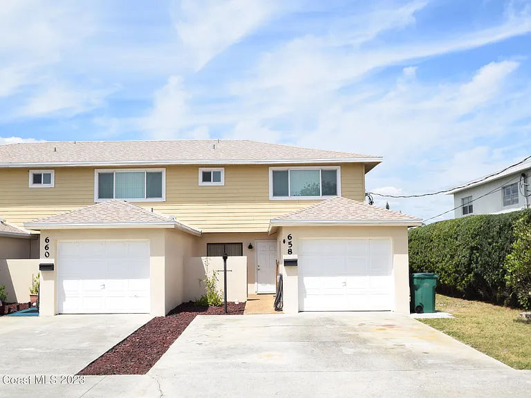 658 Atlantic Dr — Photo 12