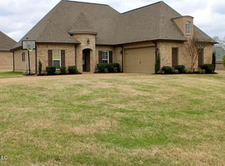 4523 Vineyard Dr, Southaven, MS 38672