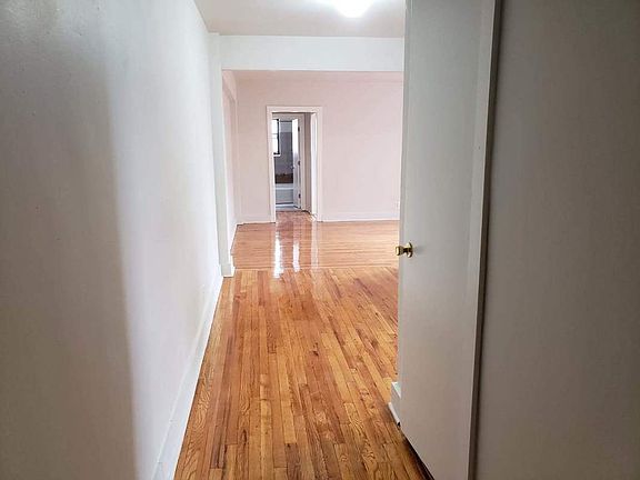 5th image of 3403 Foster Ave APT 1G