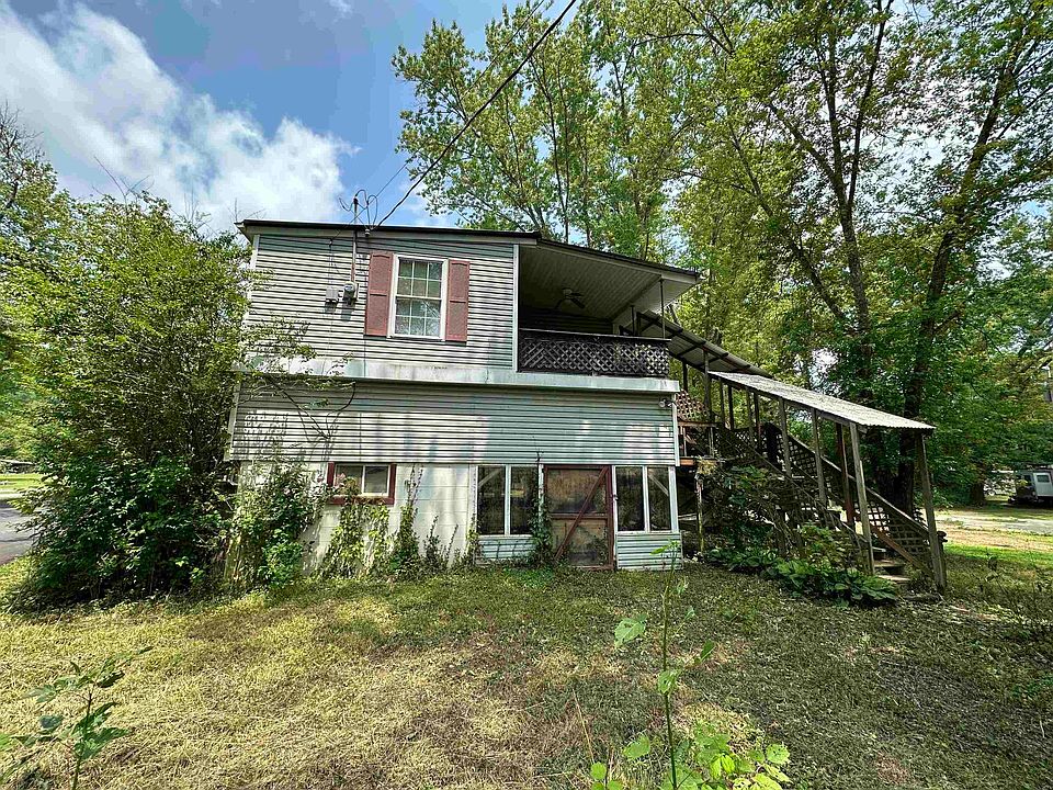 1st image of 35 Herring St