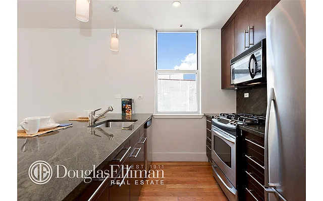 Rented by Douglas Elliman | media 20