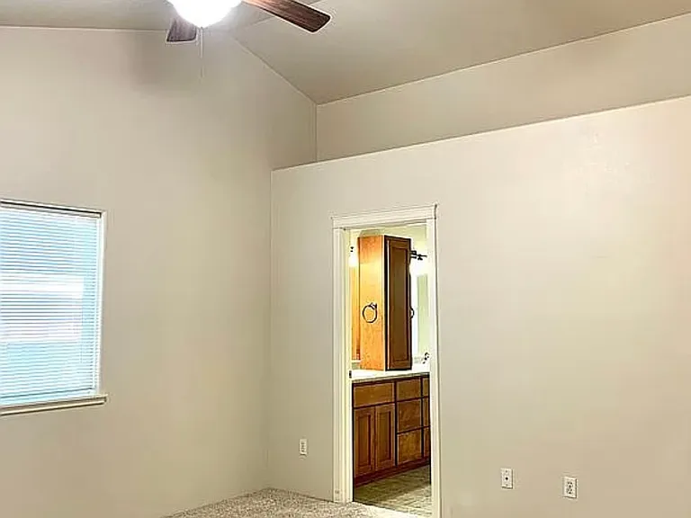 1383 SW David Dr — Photo 14