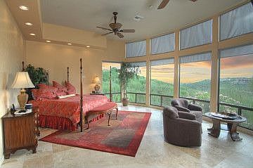 4th image of 6251 N Paseo Zaldivar