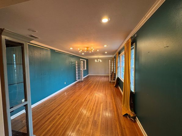 901 Pineridge Dr, Valdosta, GA 31602