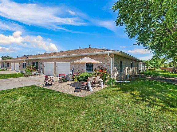 4th image of 1084 Chovan Dr